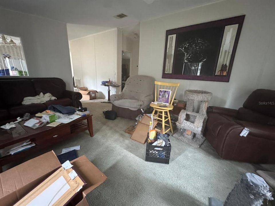 For Sale: $140,500 (3 beds, 2 baths, 1920 Square Feet)