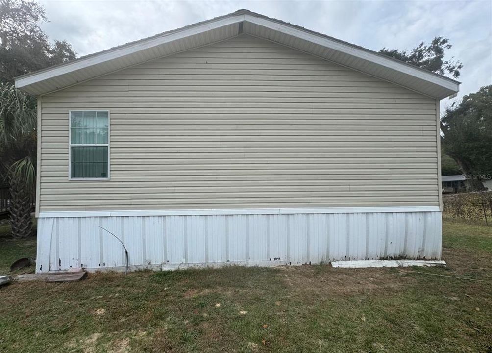 For Sale: $140,500 (3 beds, 2 baths, 1920 Square Feet)