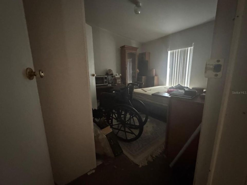 For Sale: $140,500 (3 beds, 2 baths, 1920 Square Feet)