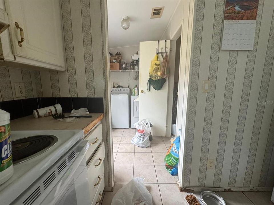 For Sale: $140,500 (3 beds, 2 baths, 1920 Square Feet)