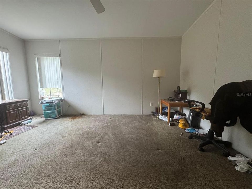 For Sale: $140,500 (3 beds, 2 baths, 1920 Square Feet)