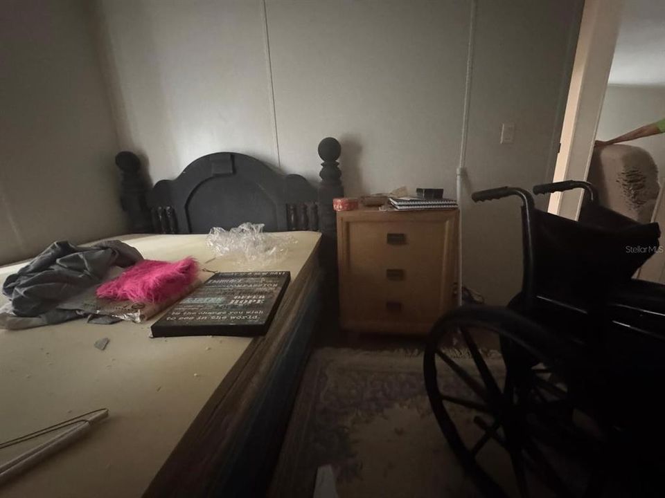 For Sale: $140,500 (3 beds, 2 baths, 1920 Square Feet)