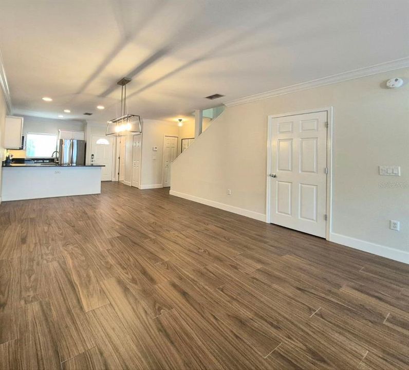 For Rent: $3,250 (2 beds, 2 baths, 1296 Square Feet)