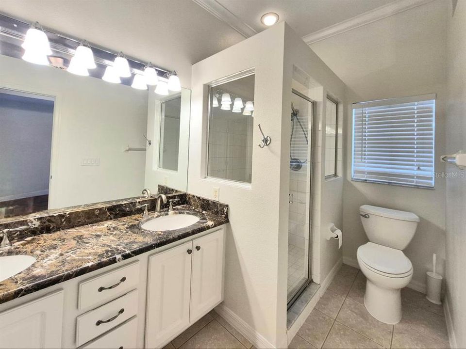 For Rent: $3,250 (2 beds, 2 baths, 1296 Square Feet)