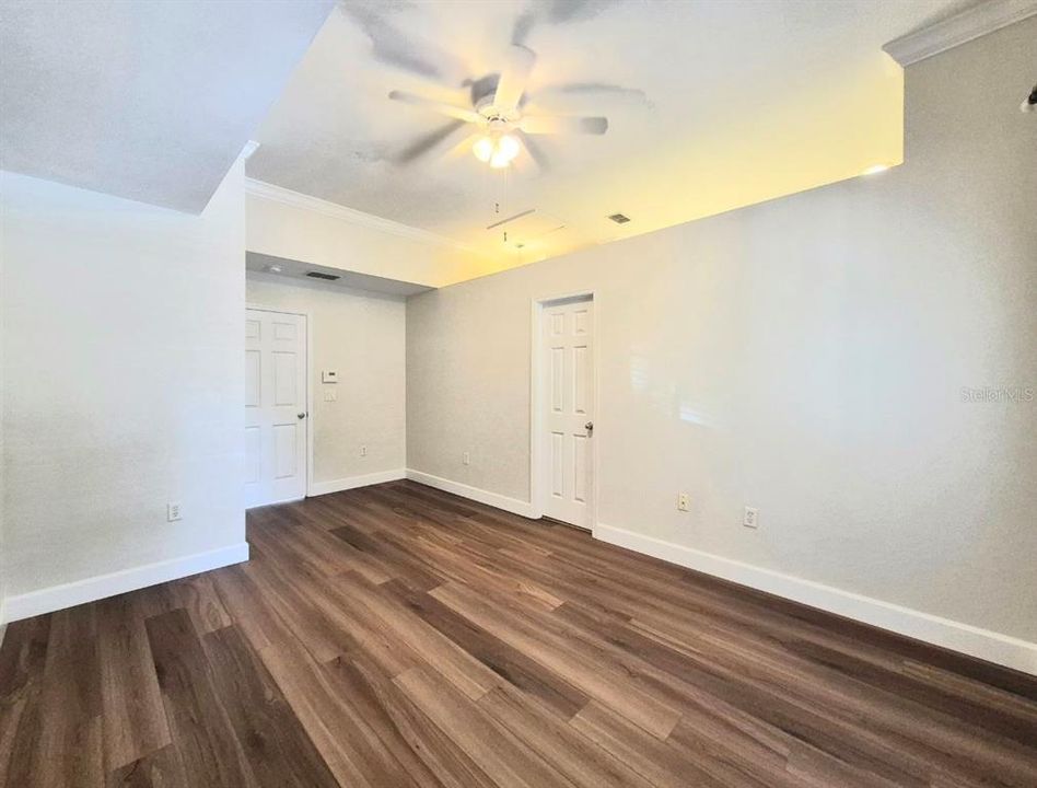 For Rent: $3,250 (2 beds, 2 baths, 1296 Square Feet)