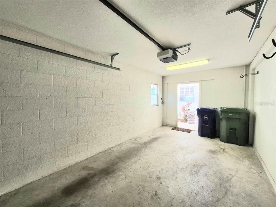 For Rent: $3,250 (2 beds, 2 baths, 1296 Square Feet)