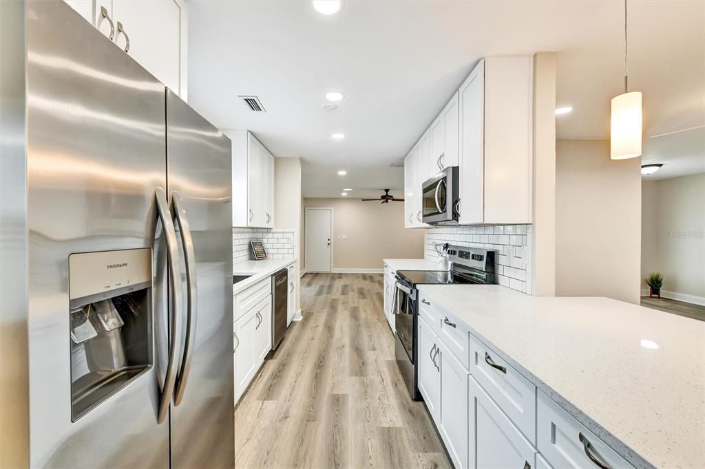 For Rent: $2,900 (4 beds, 2 baths, 1867 Square Feet)