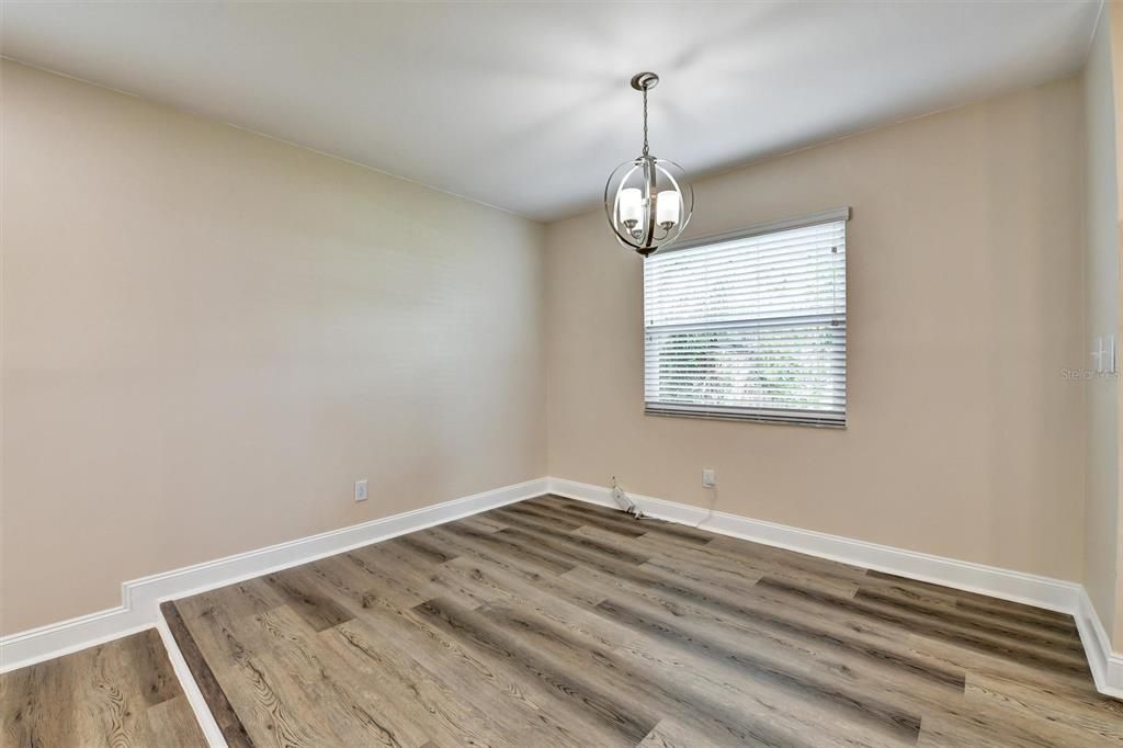 For Rent: $2,900 (4 beds, 2 baths, 1867 Square Feet)