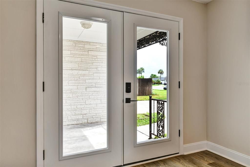 For Rent: $2,900 (4 beds, 2 baths, 1867 Square Feet)