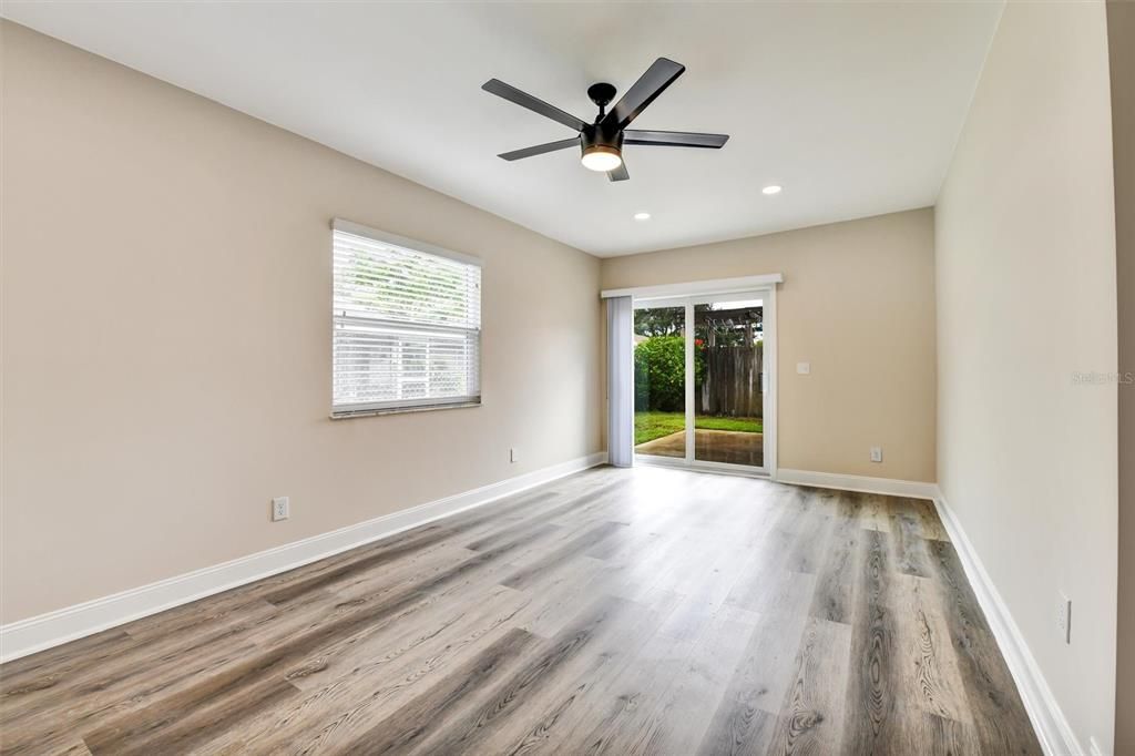 For Rent: $2,900 (4 beds, 2 baths, 1867 Square Feet)