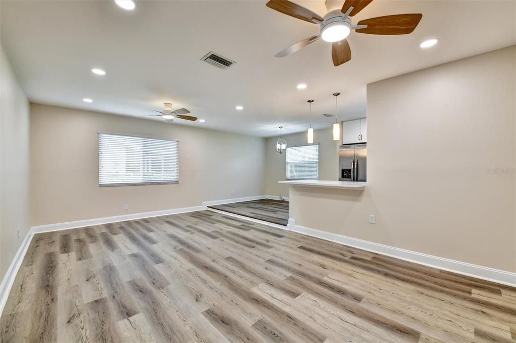 For Rent: $2,900 (4 beds, 2 baths, 1867 Square Feet)