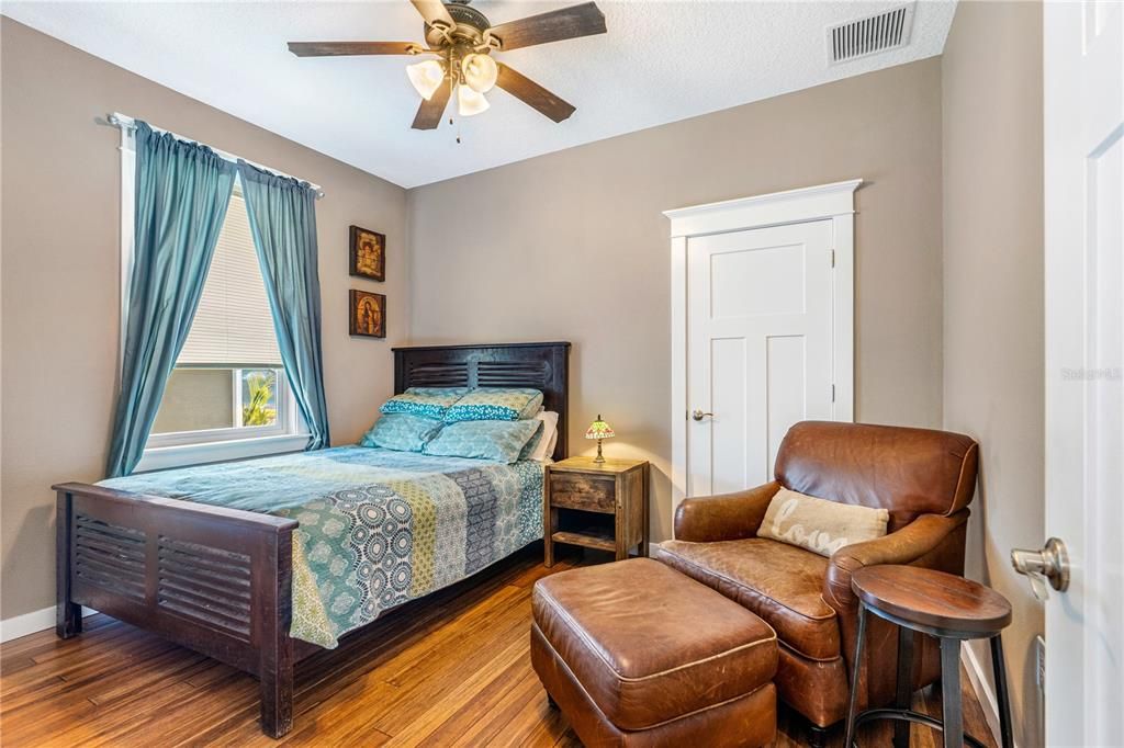 En Venta: $725,000 (3 camas, 2 baños, 1794 Pies cuadrados)