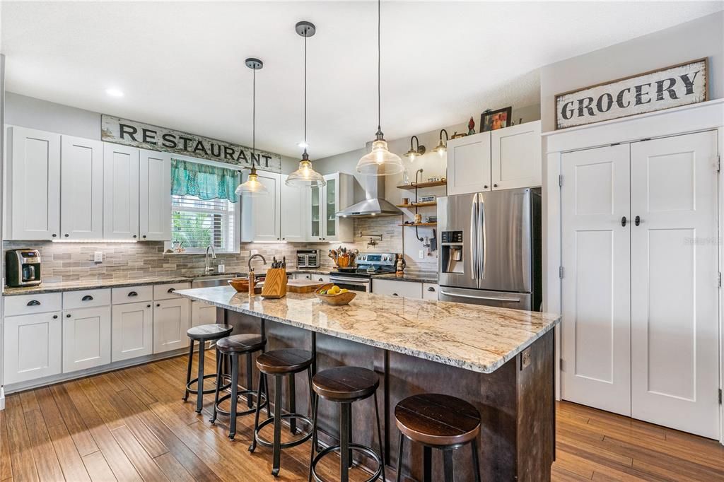 En Venta: $725,000 (3 camas, 2 baños, 1794 Pies cuadrados)