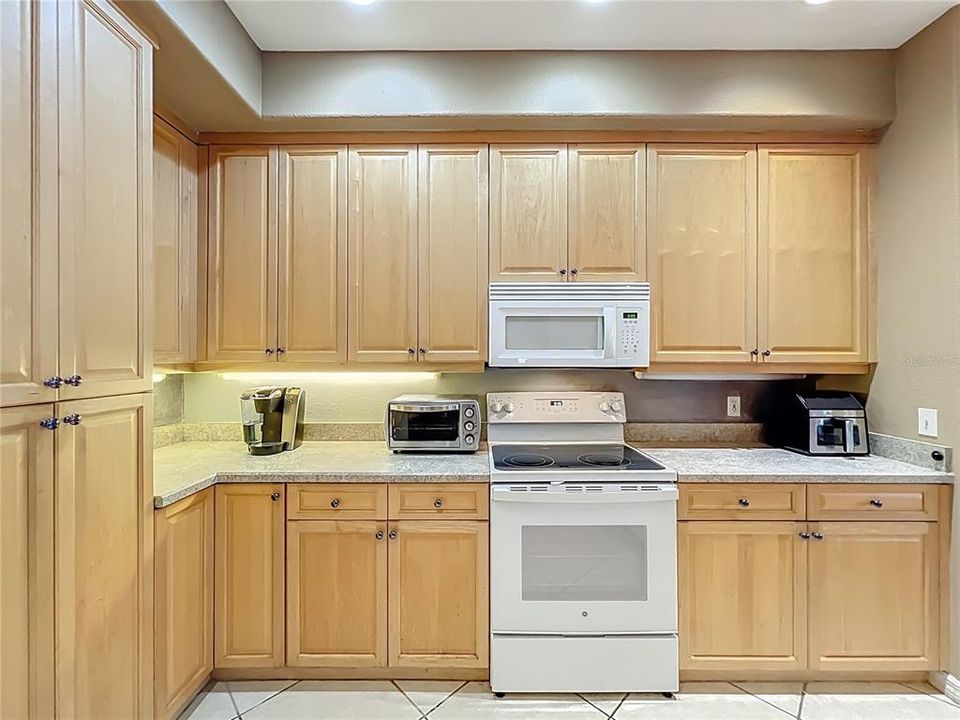 En Venta: $449,000 (3 camas, 2 baños, 1887 Pies cuadrados)