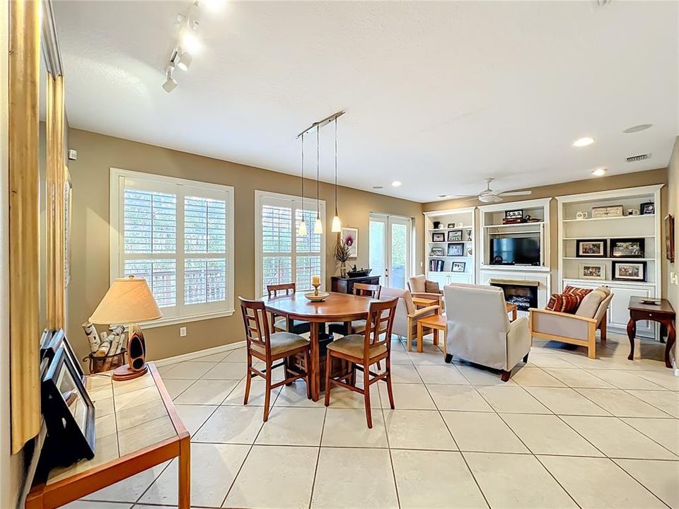 En Venta: $449,000 (3 camas, 2 baños, 1887 Pies cuadrados)