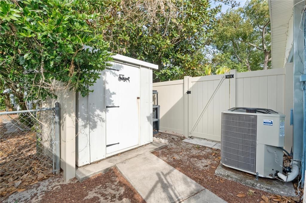 For Sale: $295,000 (3 beds, 2 baths, 1708 Square Feet)