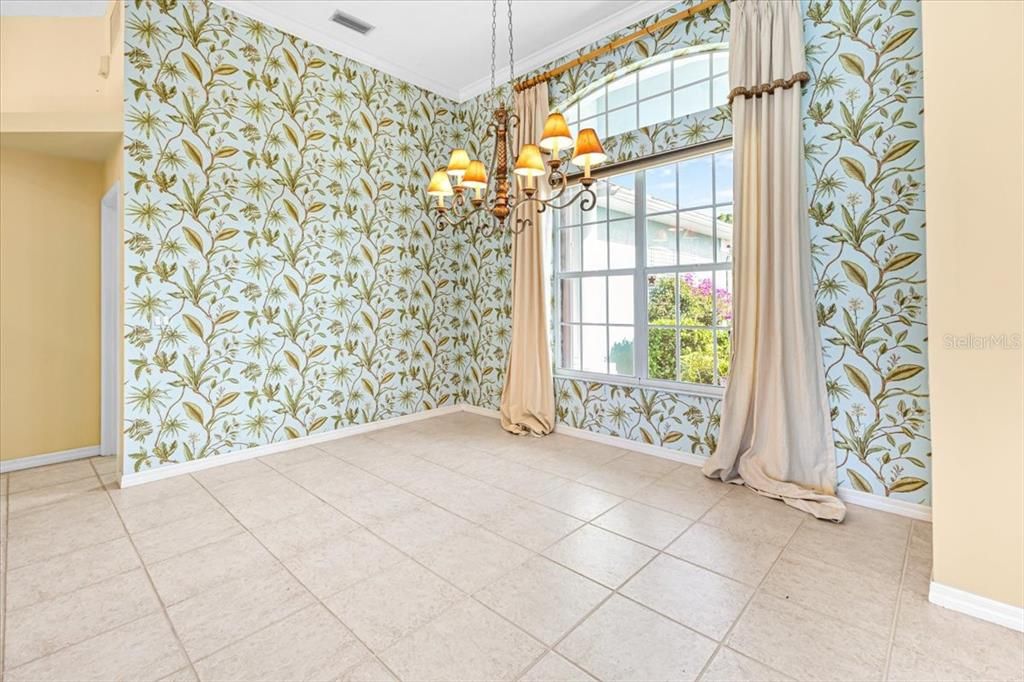 For Sale: $477,000 (3 beds, 2 baths, 2412 Square Feet)