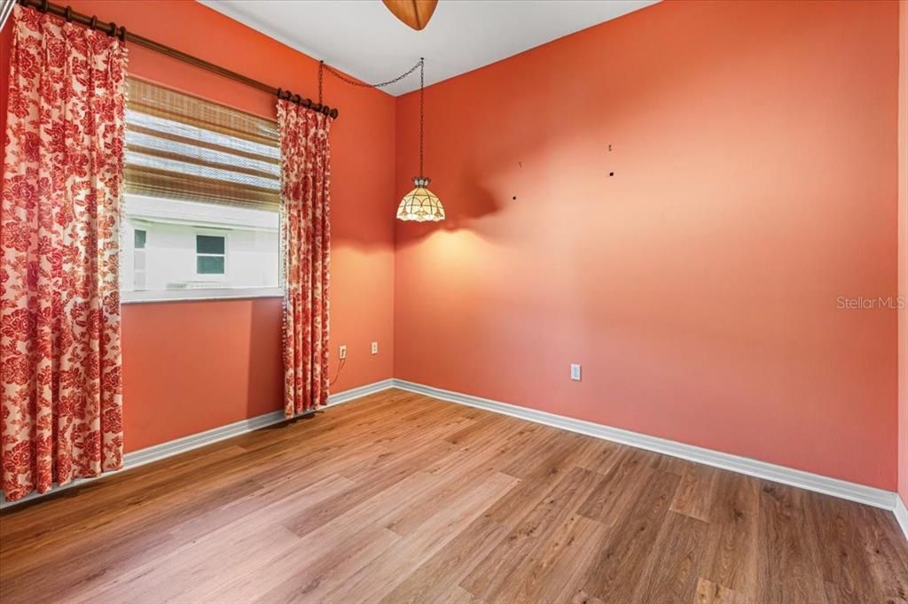 For Sale: $477,000 (3 beds, 2 baths, 2412 Square Feet)