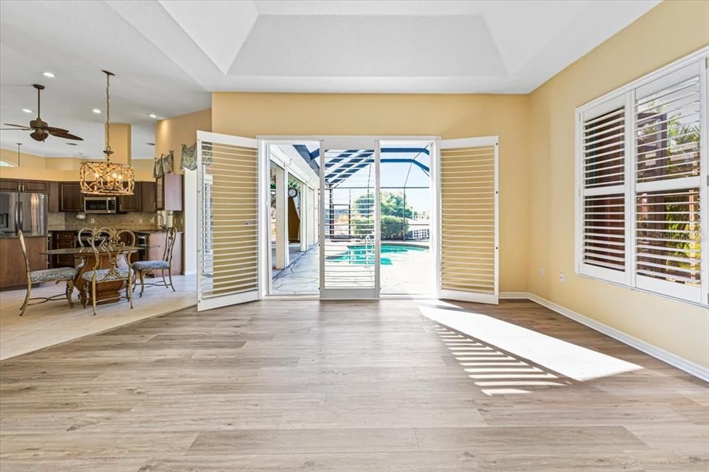 For Sale: $477,000 (3 beds, 2 baths, 2412 Square Feet)