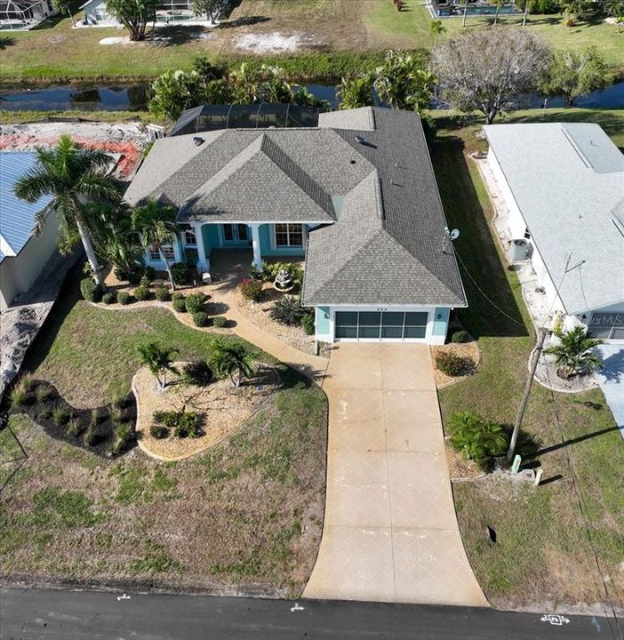 For Sale: $477,000 (3 beds, 2 baths, 2412 Square Feet)