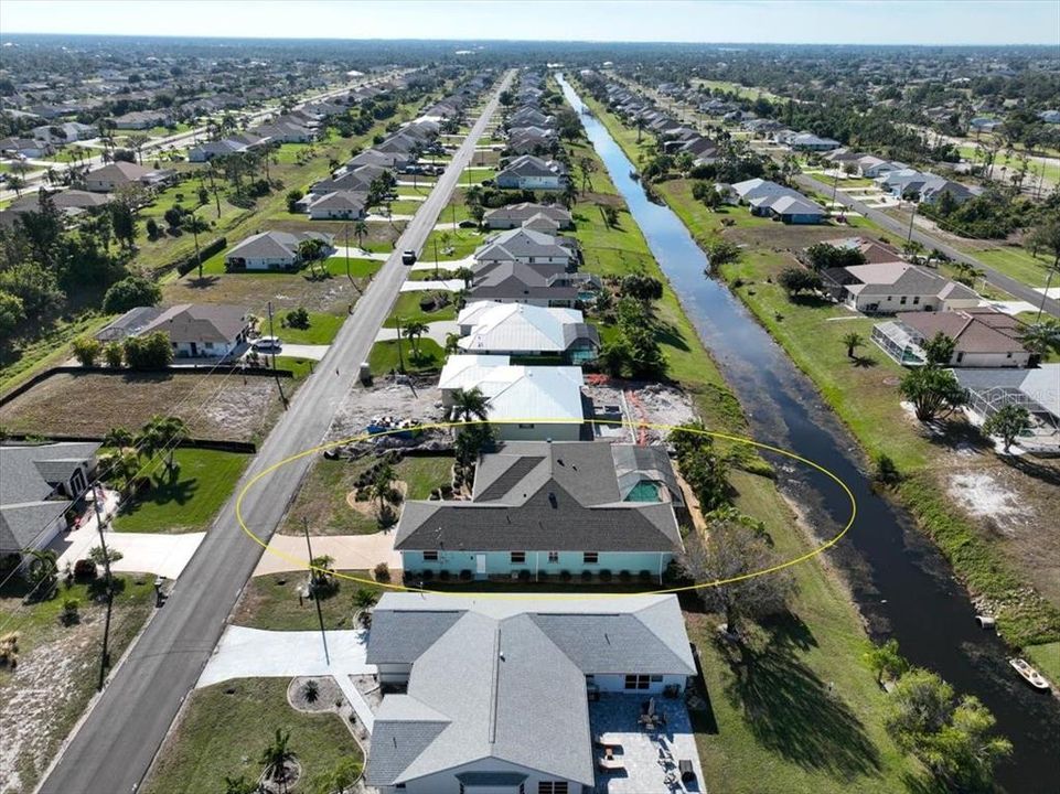 For Sale: $477,000 (3 beds, 2 baths, 2412 Square Feet)