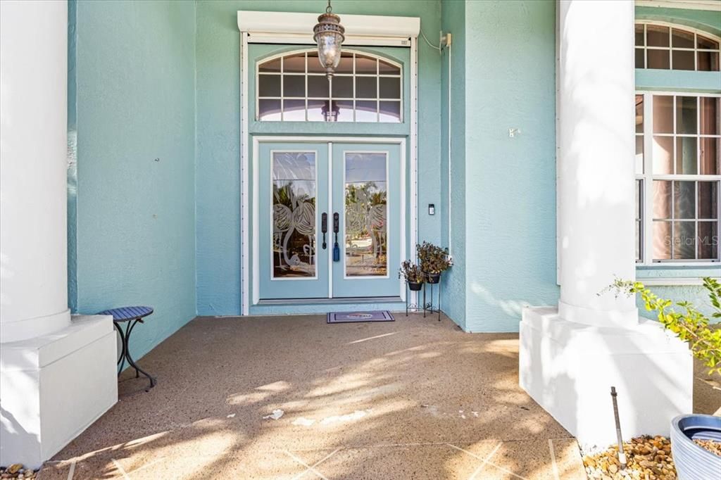 For Sale: $477,000 (3 beds, 2 baths, 2412 Square Feet)