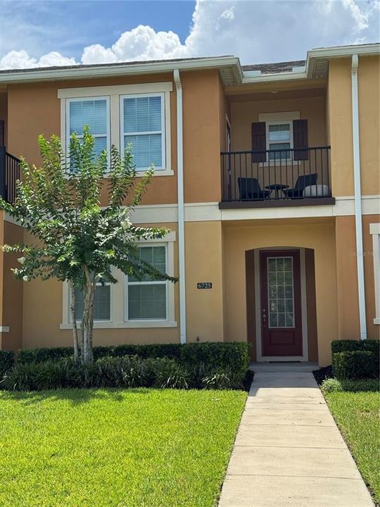 For Rent: $3,000 (4 beds, 3 baths, 1718 Square Feet)