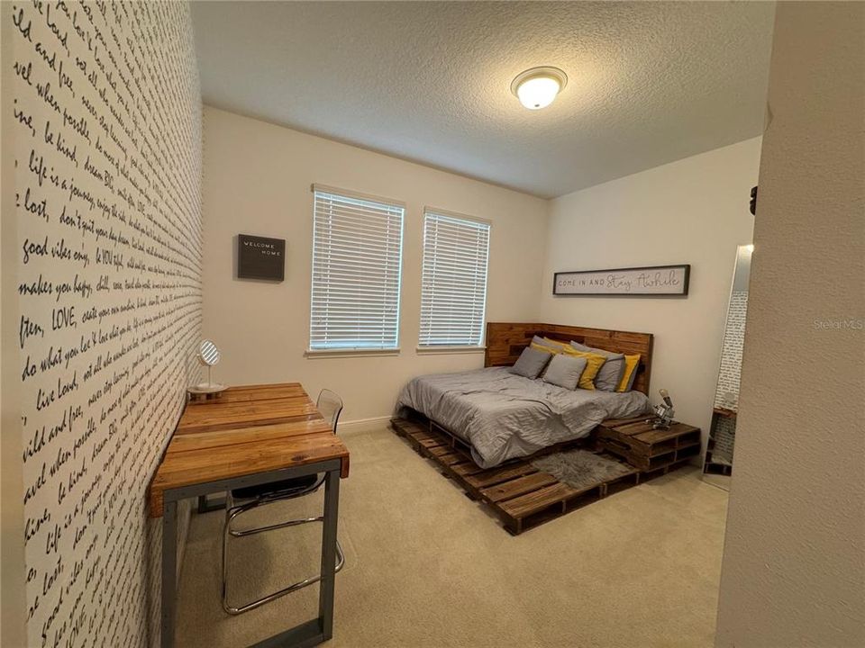 For Rent: $3,000 (4 beds, 3 baths, 1718 Square Feet)