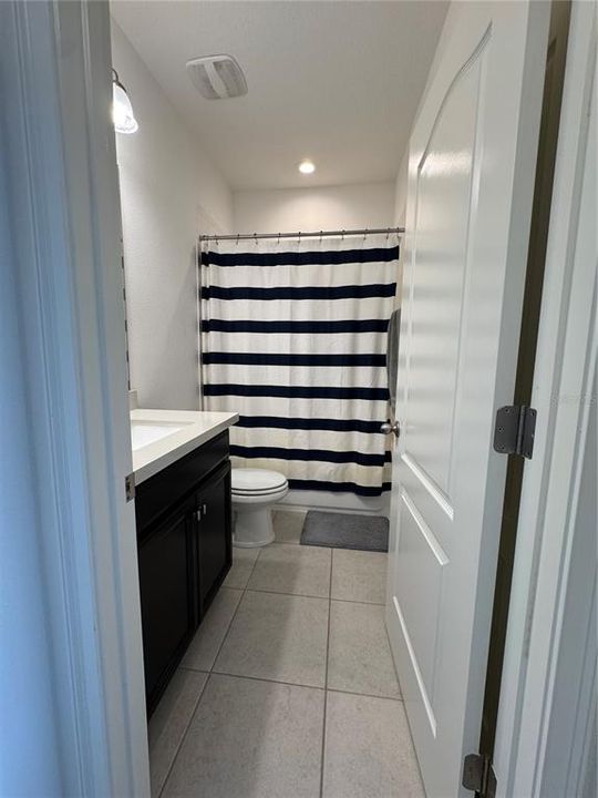 For Rent: $3,000 (4 beds, 3 baths, 1718 Square Feet)