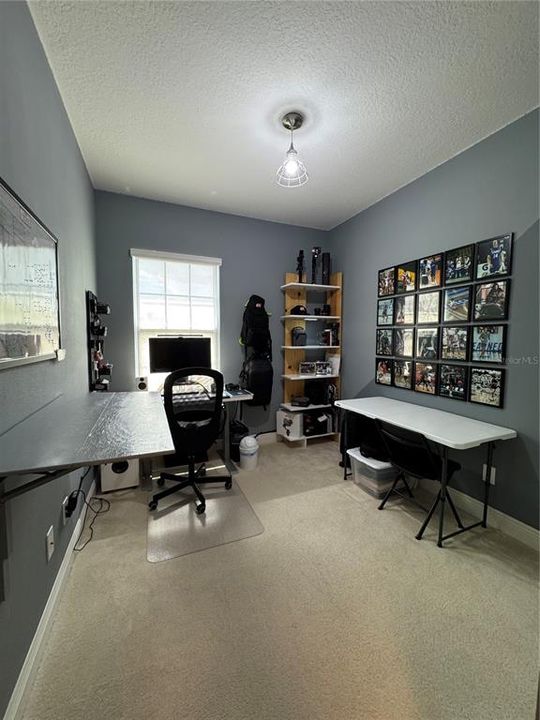 For Rent: $3,000 (4 beds, 3 baths, 1718 Square Feet)