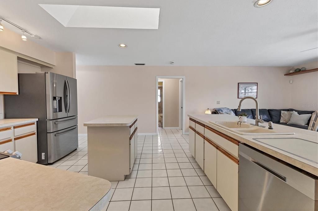 待售: $400,000 (3 贝兹, 3 浴室, 1914 平方英尺)