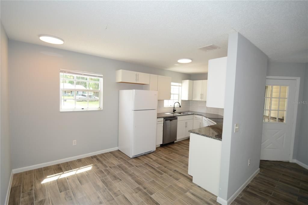 En Renta: $1,700 (3 camas, 2 baños, 1129 Pies cuadrados)