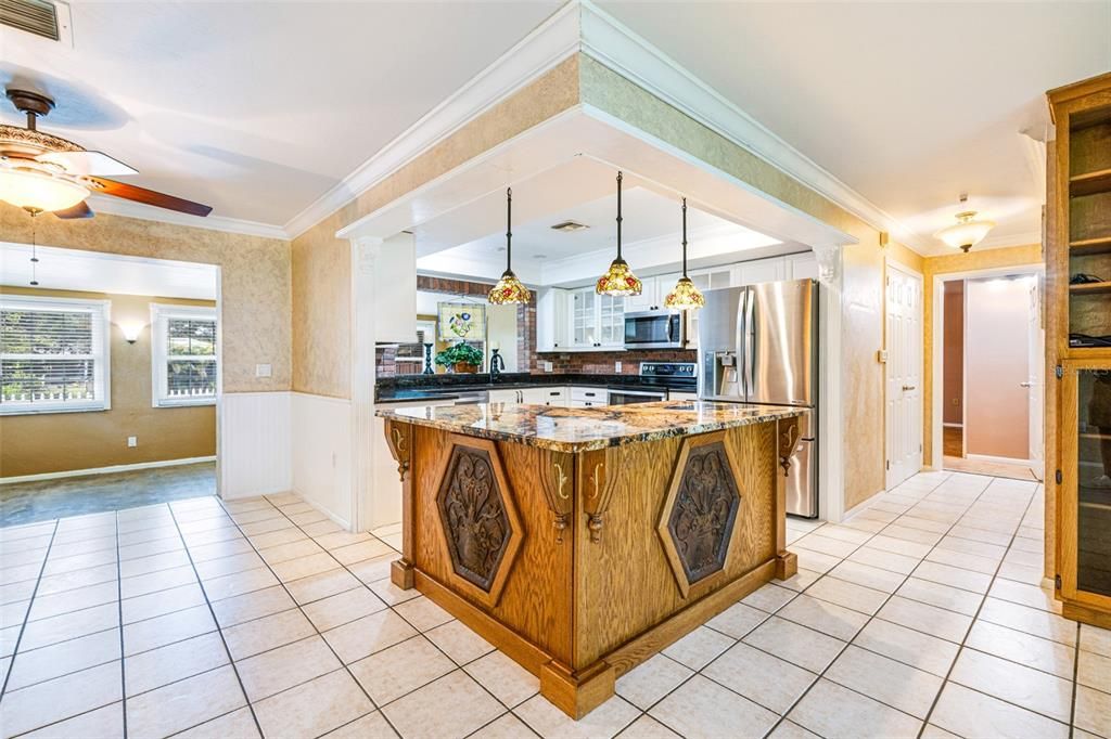 待售: $389,000 (3 贝兹, 2 浴室, 1645 平方英尺)