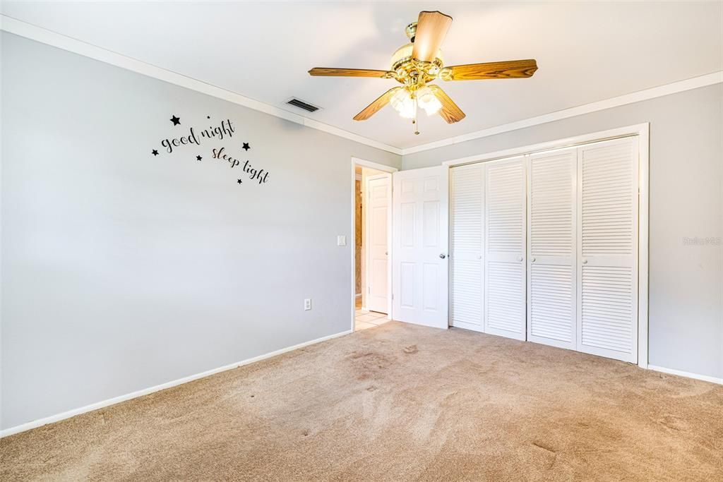 待售: $389,000 (3 贝兹, 2 浴室, 1645 平方英尺)