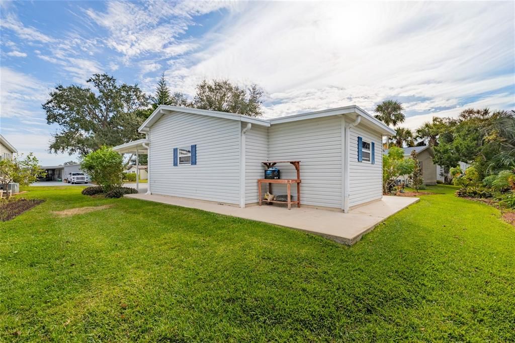 For Sale: $349,000 (2 beds, 2 baths, 1905 Square Feet)