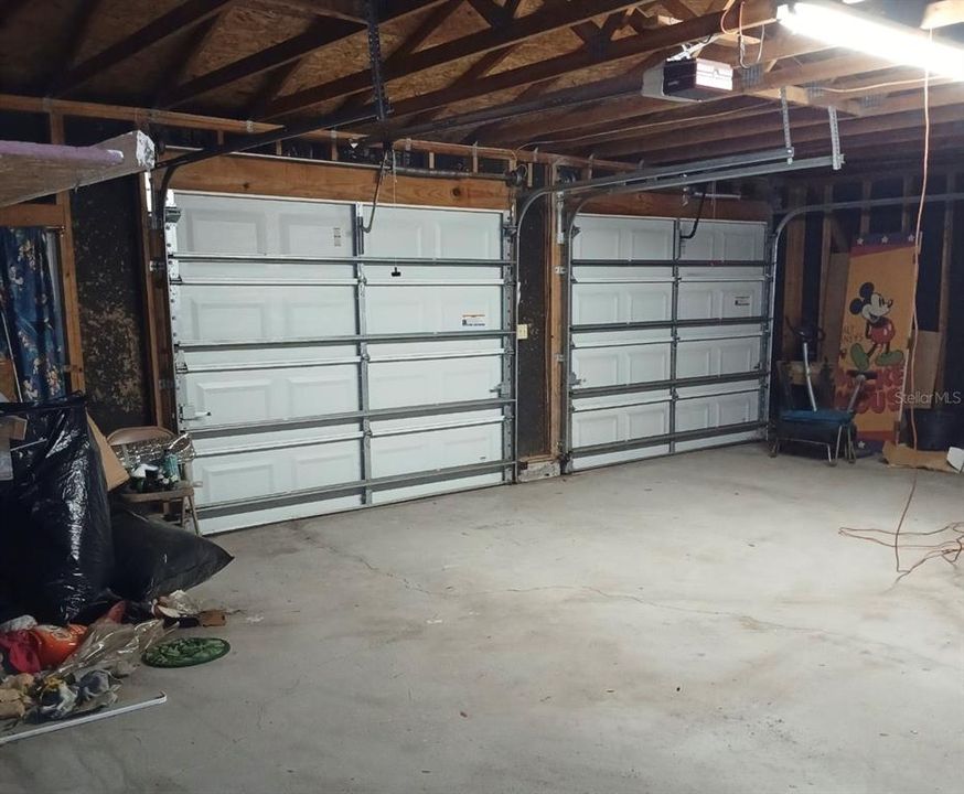 For Sale: $229,900 (4 beds, 3 baths, 1836 Square Feet)