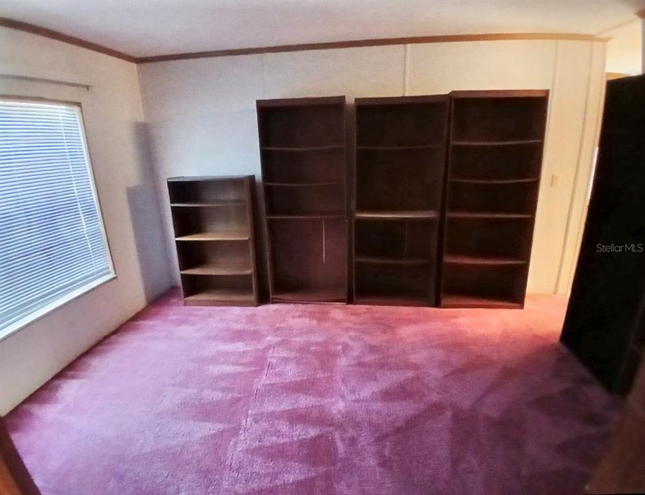 For Sale: $229,900 (4 beds, 3 baths, 1836 Square Feet)