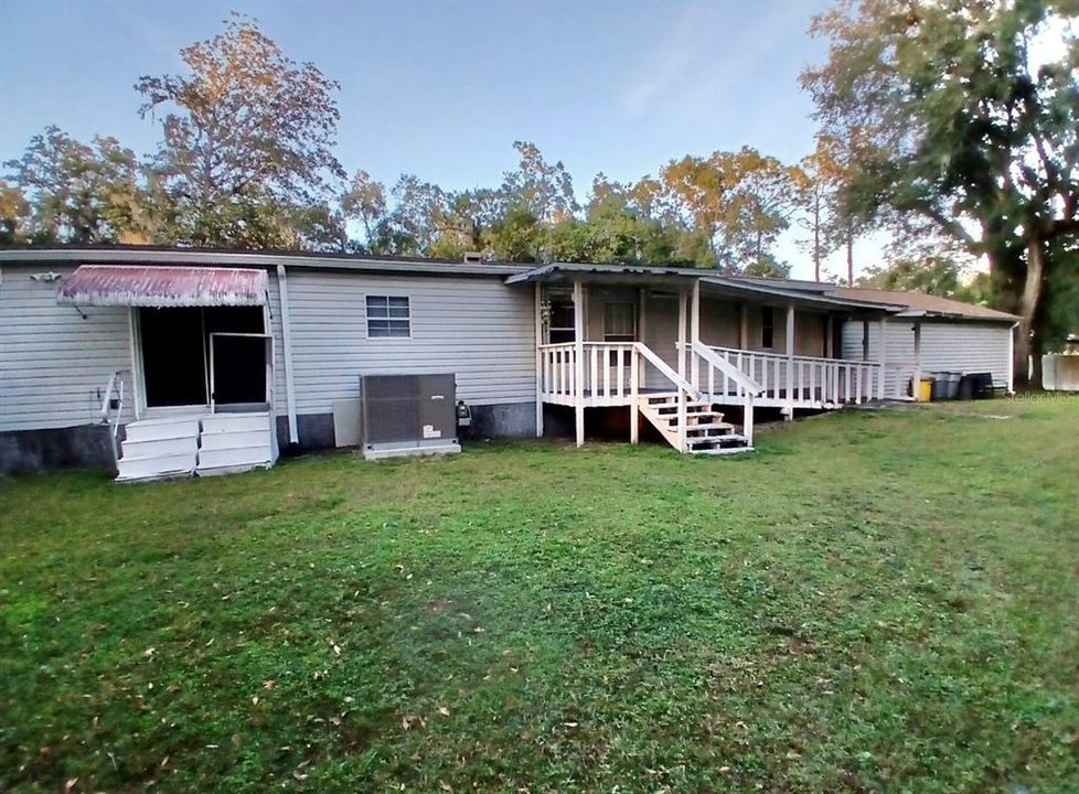 For Sale: $229,900 (4 beds, 3 baths, 1836 Square Feet)