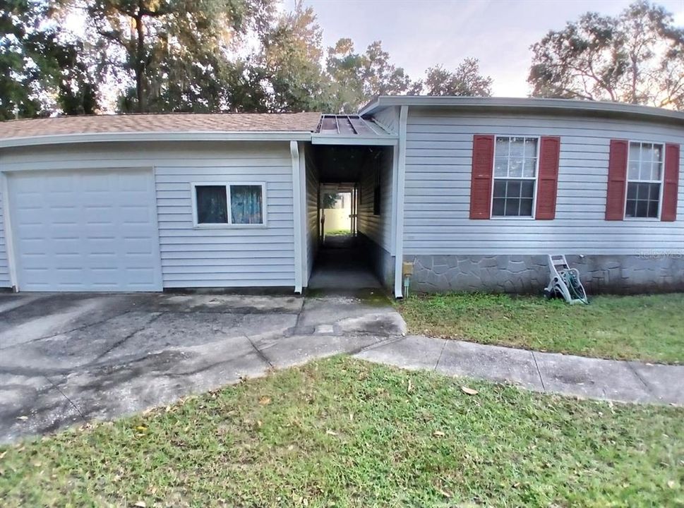 For Sale: $229,900 (4 beds, 3 baths, 1836 Square Feet)