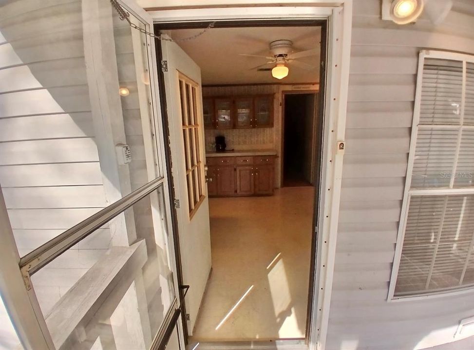 For Sale: $229,900 (4 beds, 3 baths, 1836 Square Feet)