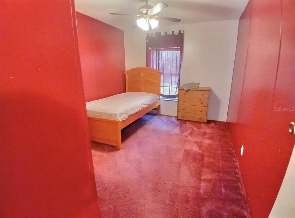 For Sale: $229,900 (4 beds, 3 baths, 1836 Square Feet)