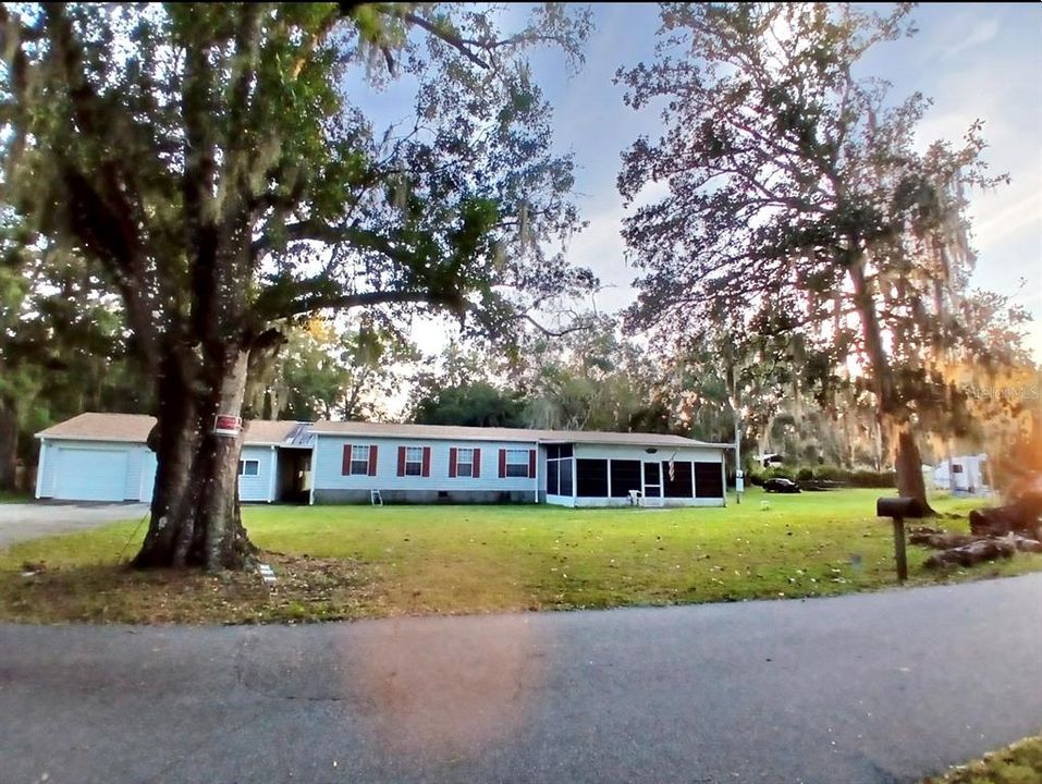 For Sale: $229,900 (4 beds, 3 baths, 1836 Square Feet)