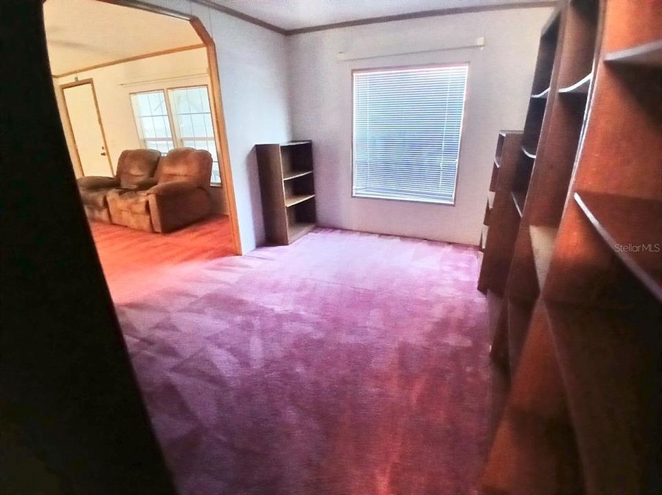 For Sale: $229,900 (4 beds, 3 baths, 1836 Square Feet)