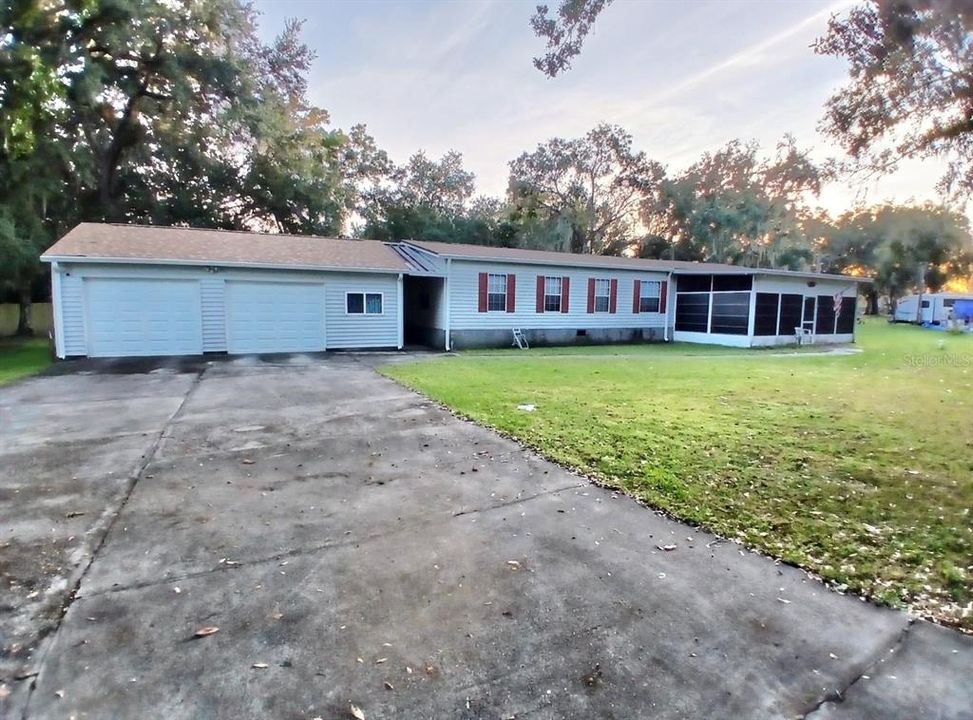 For Sale: $229,900 (4 beds, 3 baths, 1836 Square Feet)