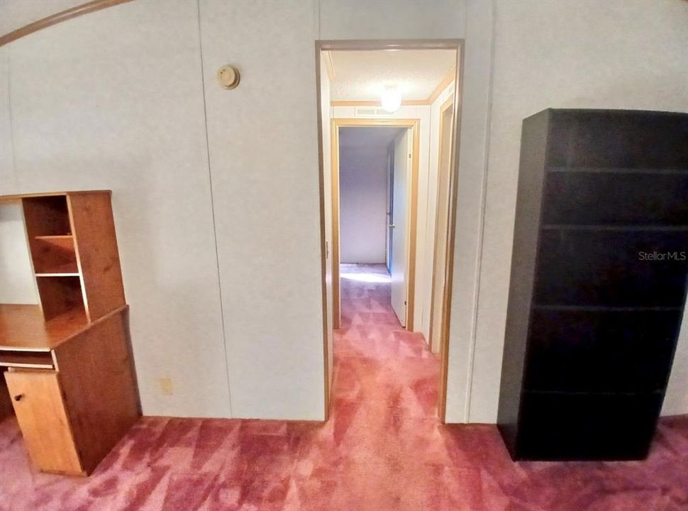 For Sale: $229,900 (4 beds, 3 baths, 1836 Square Feet)