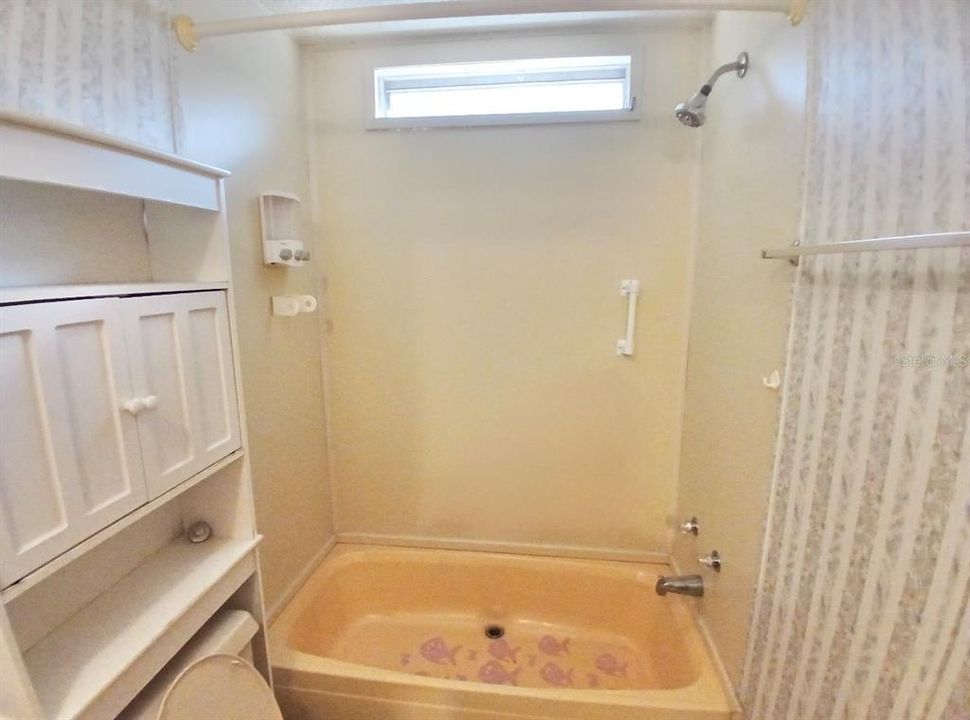 For Sale: $229,900 (4 beds, 3 baths, 1836 Square Feet)