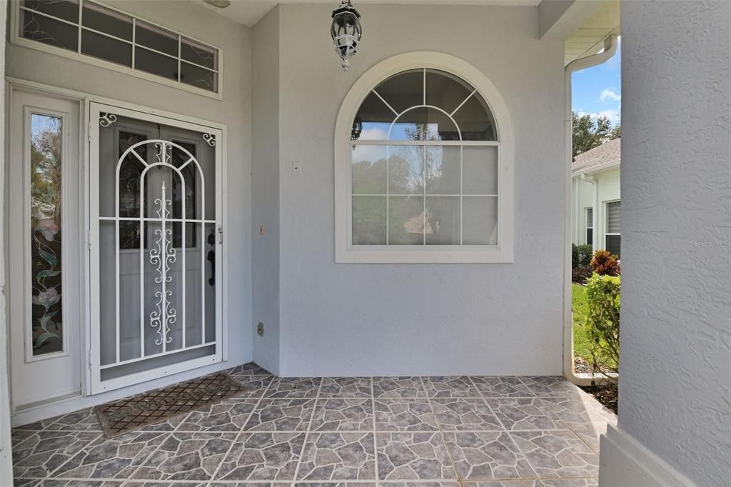 待售: $295,000 (3 贝兹, 2 浴室, 2027 平方英尺)