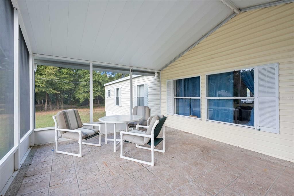 На продажу: $294,900 (3 спален, 2 ванн, 1980 Квадратных фут)