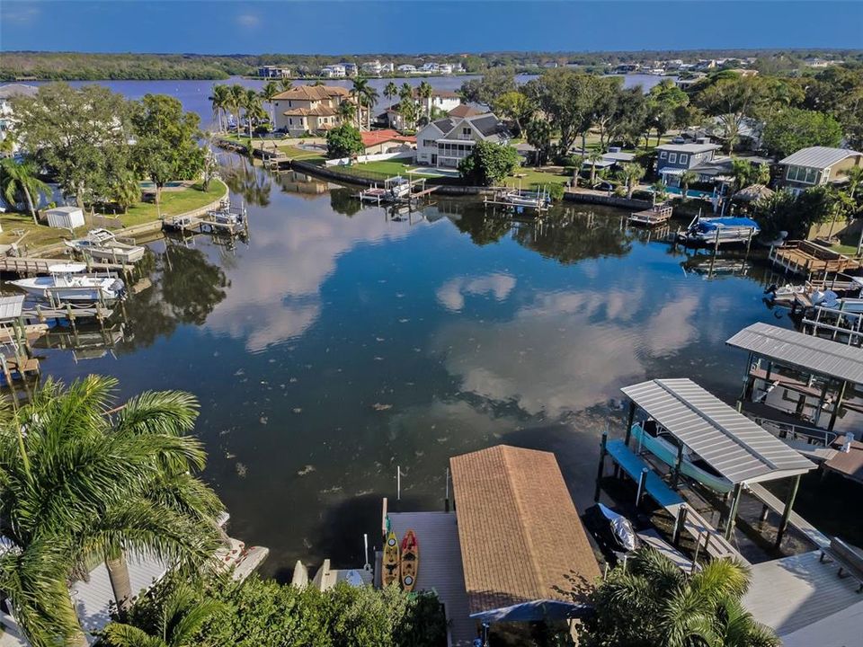 En Venta: $1,583,488 (3 camas, 3 baños, 2702 Pies cuadrados)