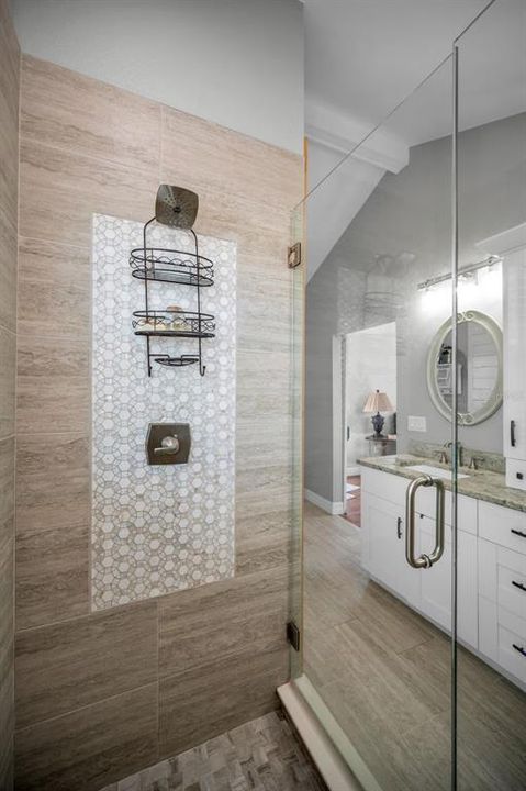 En Venta: $1,583,488 (3 camas, 3 baños, 2702 Pies cuadrados)